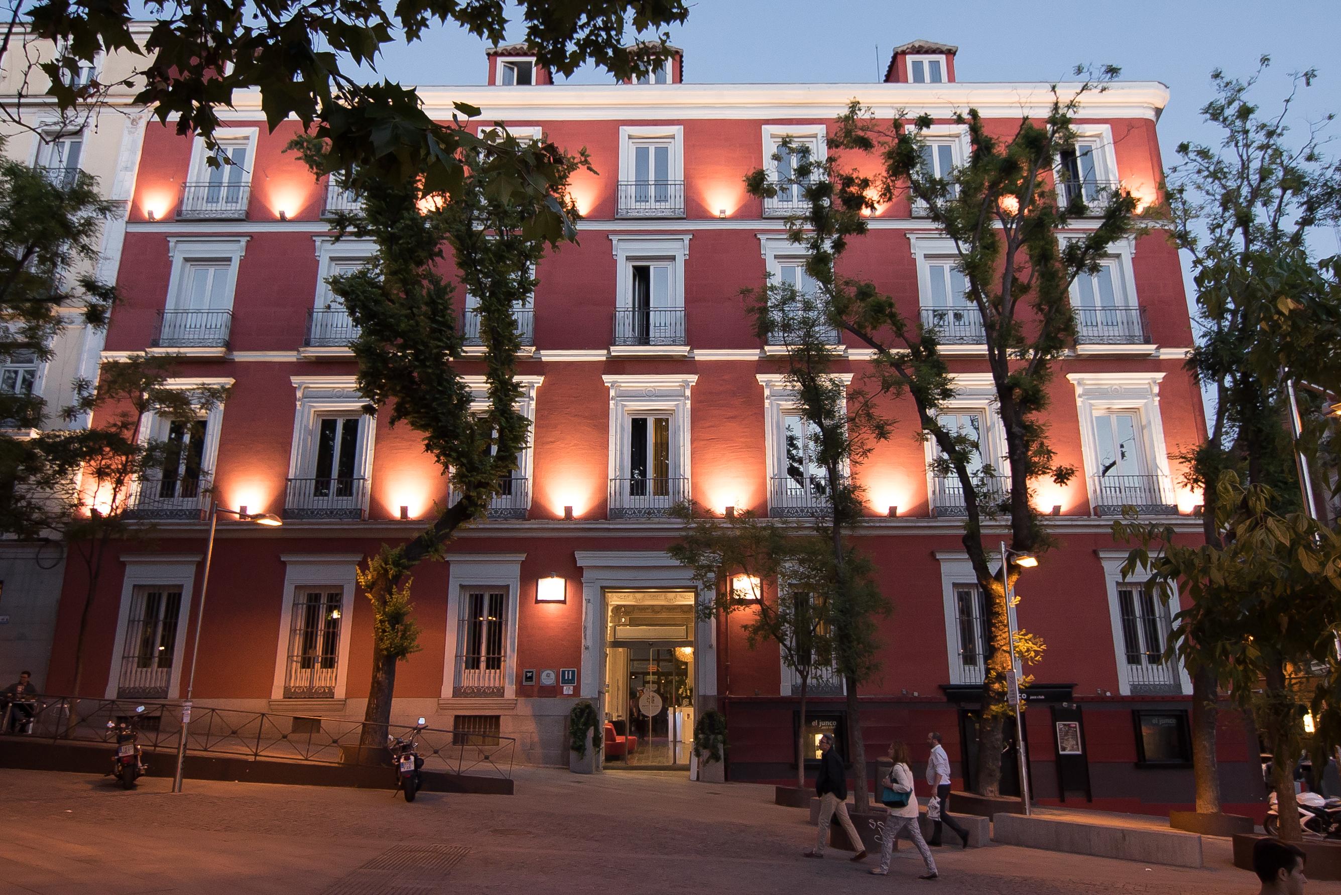 Petit Palace Santa Barbara Мадрид Екстер'єр фото